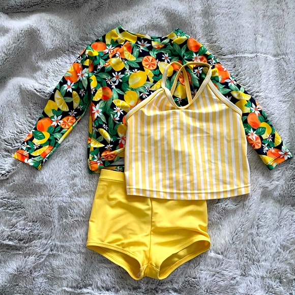 Old Navy Other - Super cute baby swimsuit!